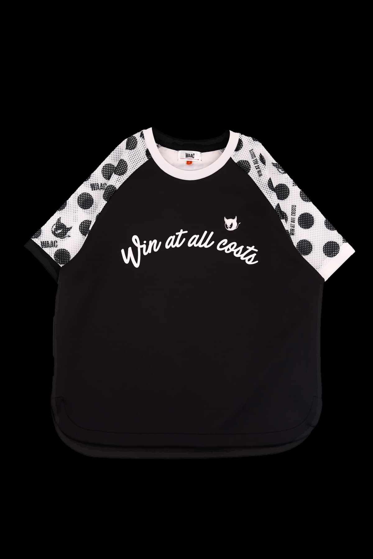 펀칭 소매 반팔티셔츠