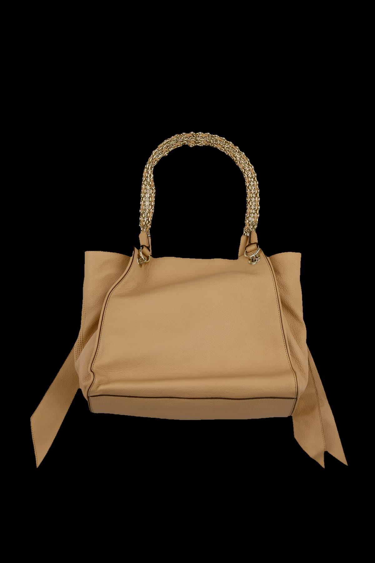 체인 디테일 핸드백