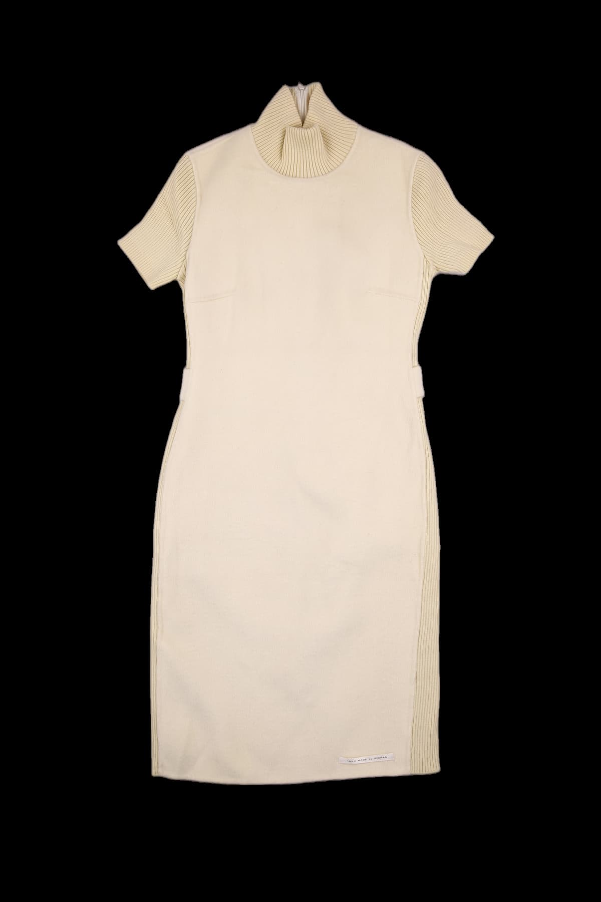 하이넥 반팔원피스