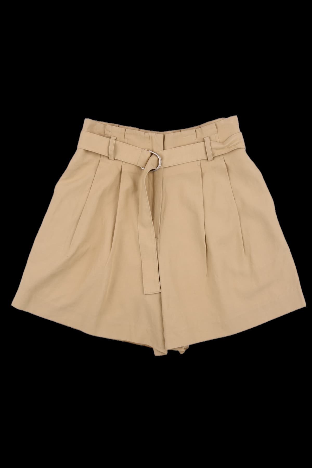 벨티드 핀턱 쇼츠