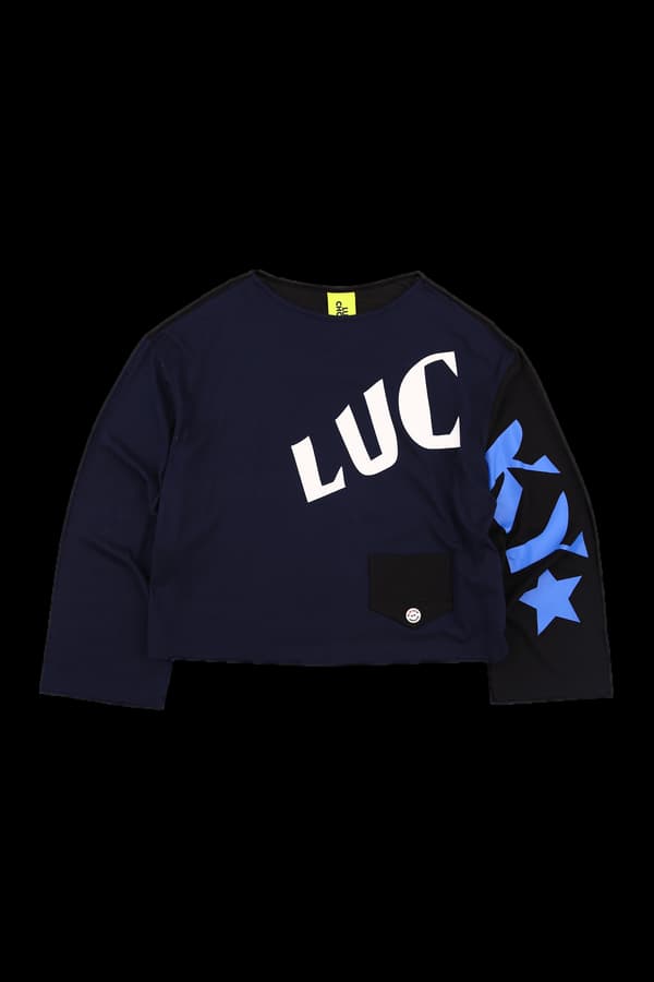 빅로고 프린팅 긴팔티셔츠