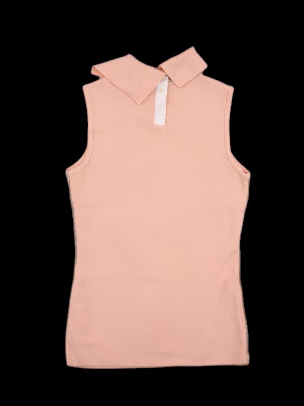 로고 카라 니트베스트