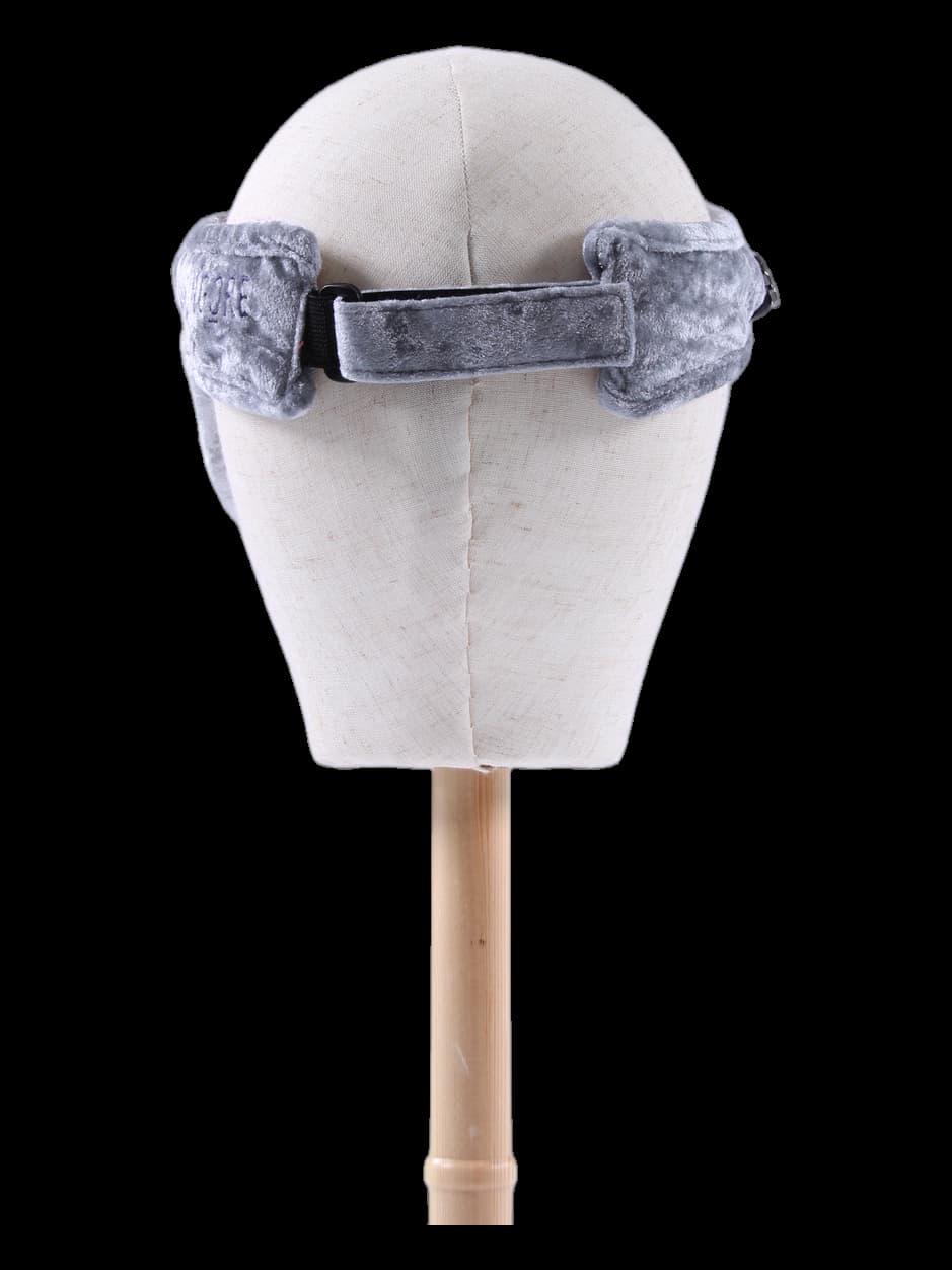 벨벳 로고 선바이저