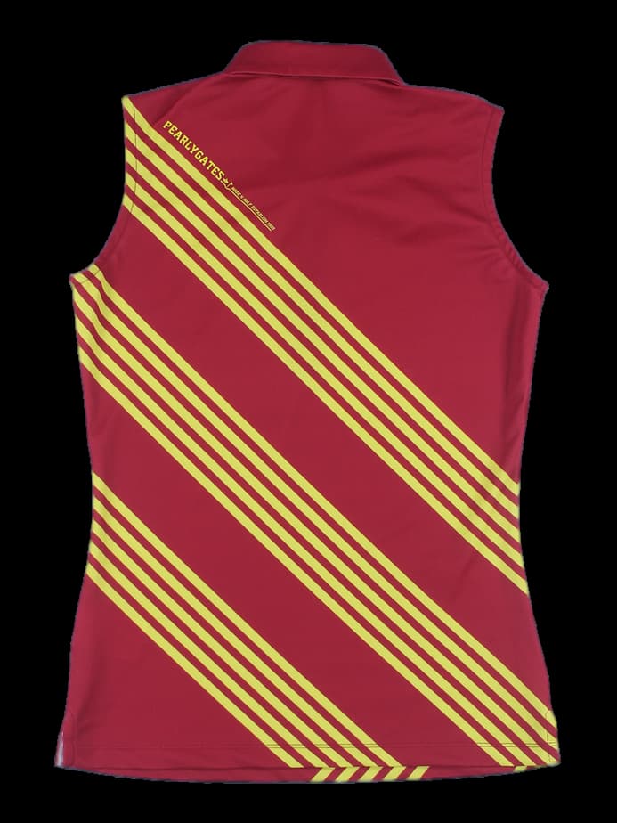 브로치 슬리브리스 티셔츠