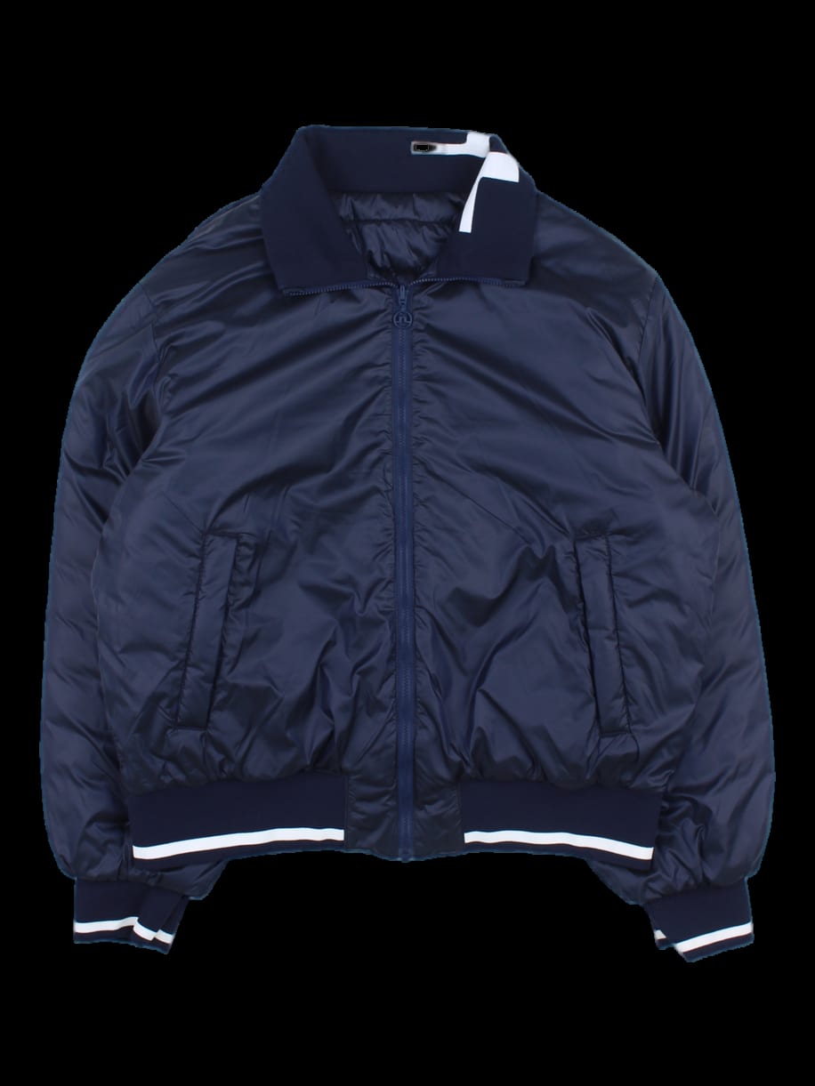 네이비 배색 긴팔 점퍼