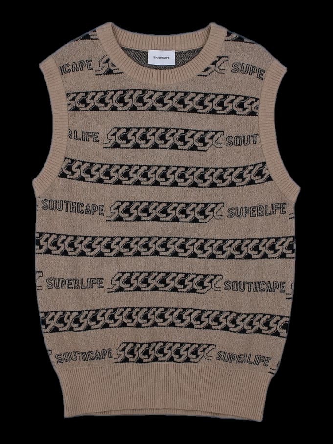 베이지 로고 패턴 니트 베스트