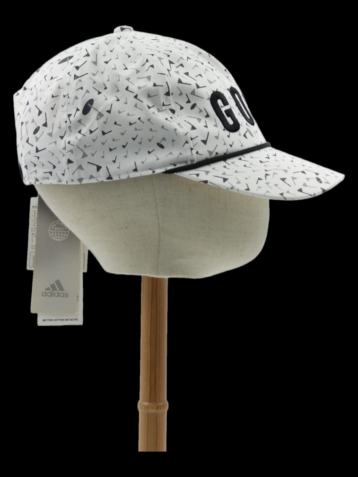 화이트 GOLF 자수 패턴 볼캡