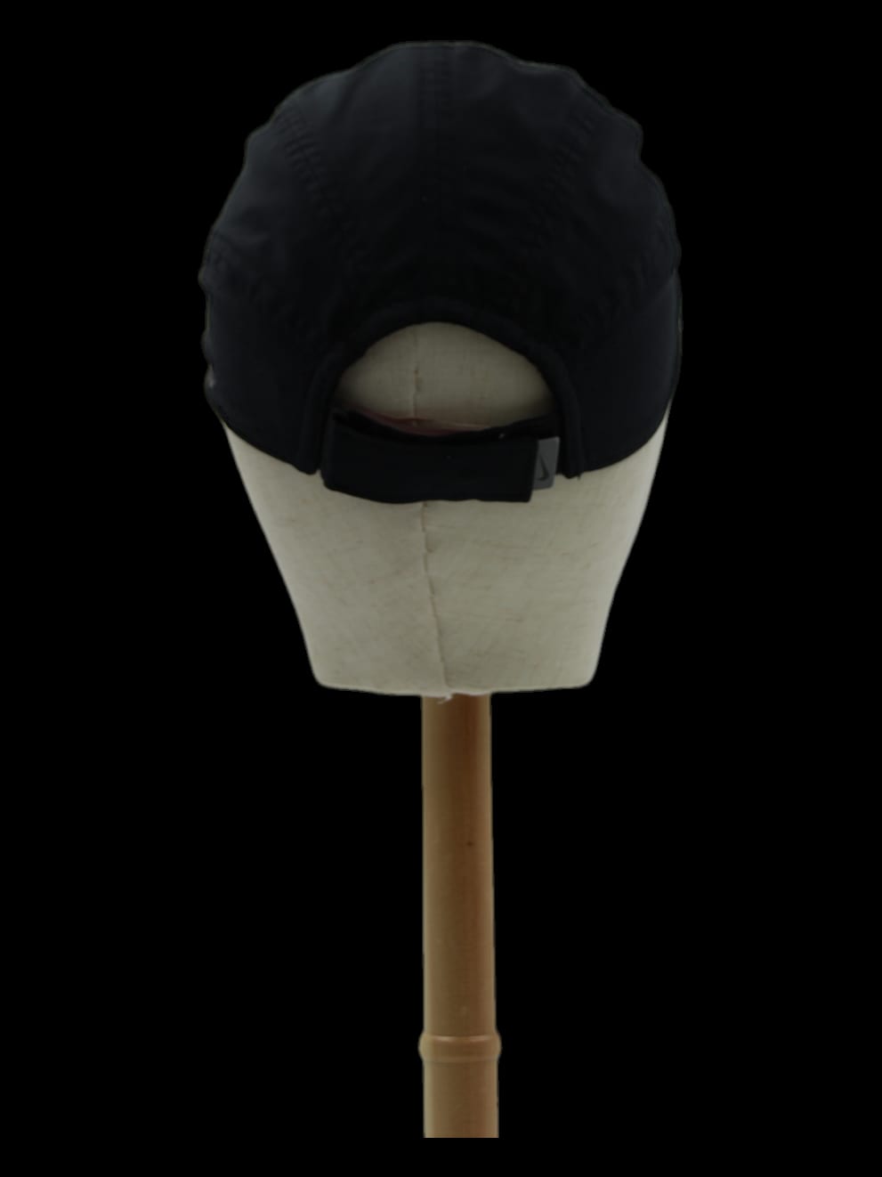 블랙 메쉬 펀칭 로고 캡 모자