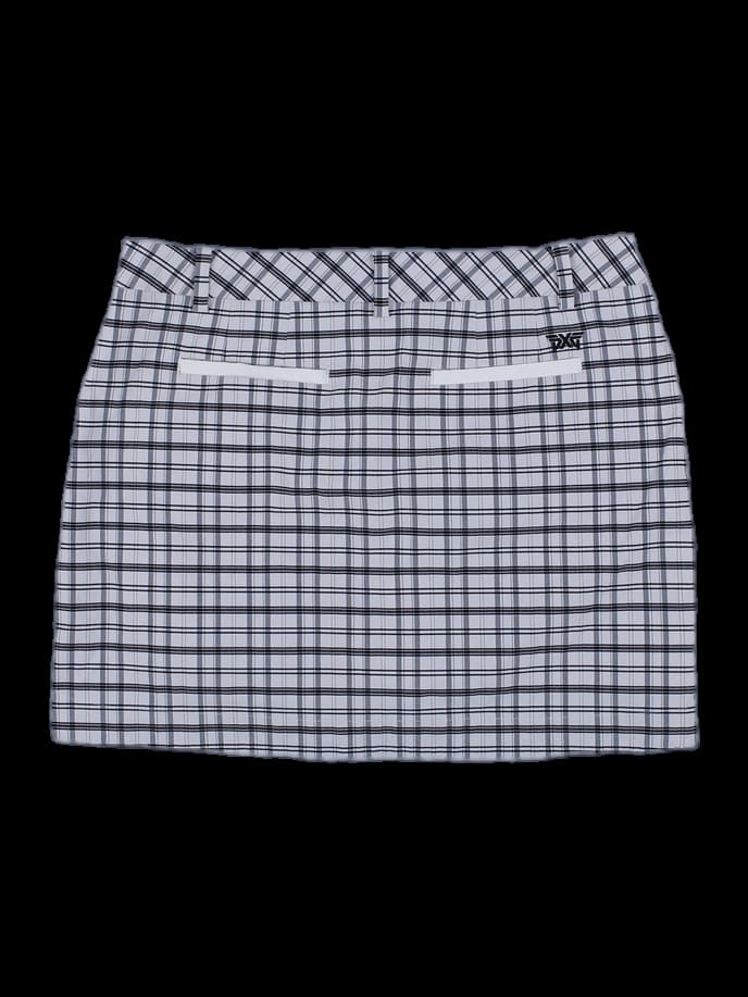 화이트 블랙 체크 패턴 골프 스커트