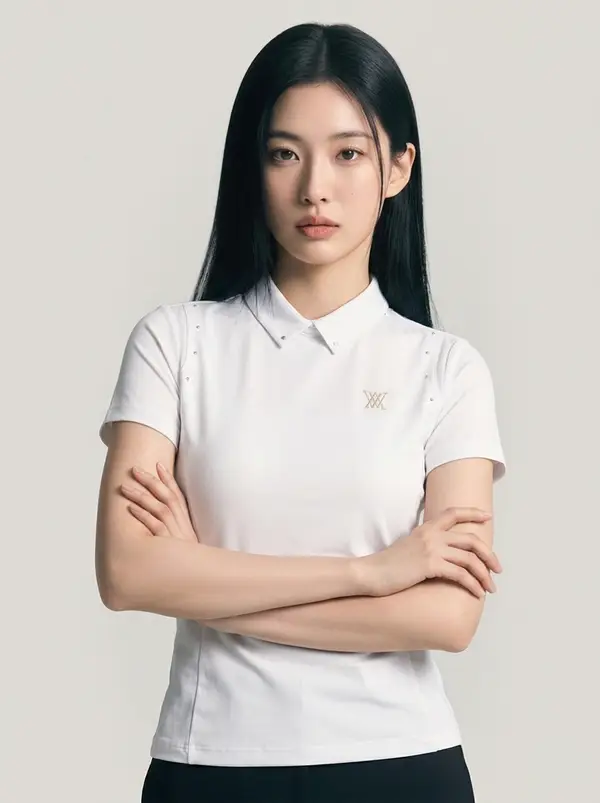 화이트 스터드 디테일 반팔 카라 티셔츠
