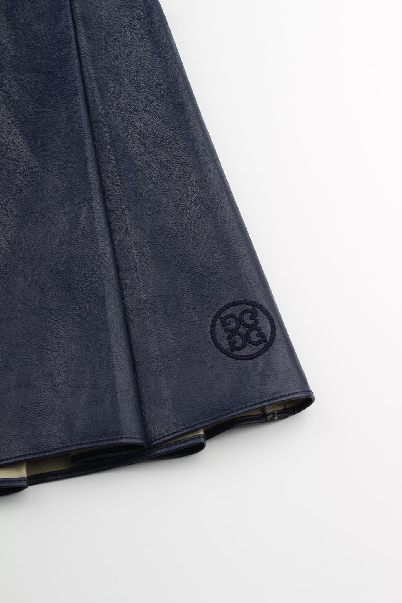 비건 레더 스커트