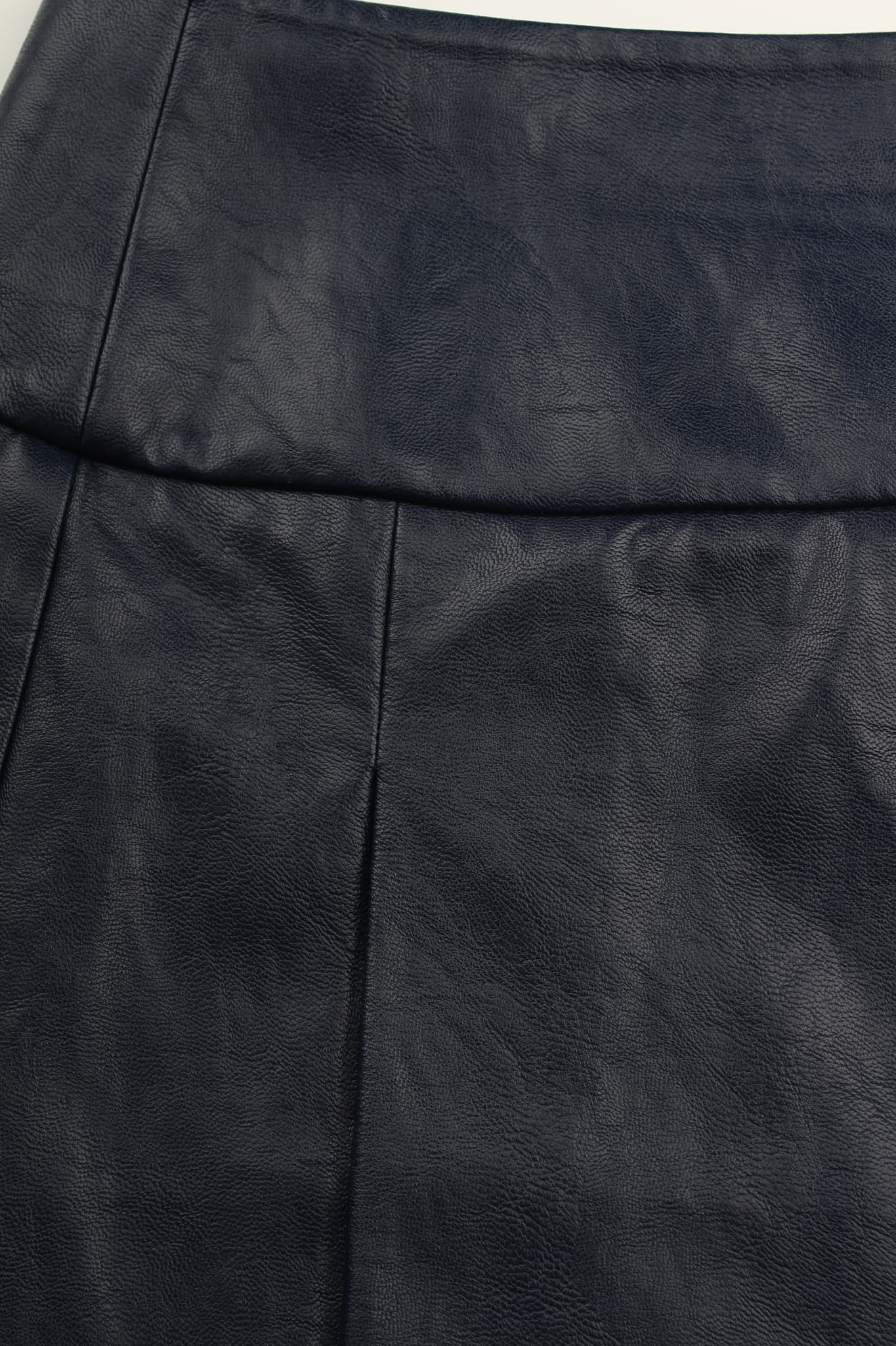 비건 레더 스커트