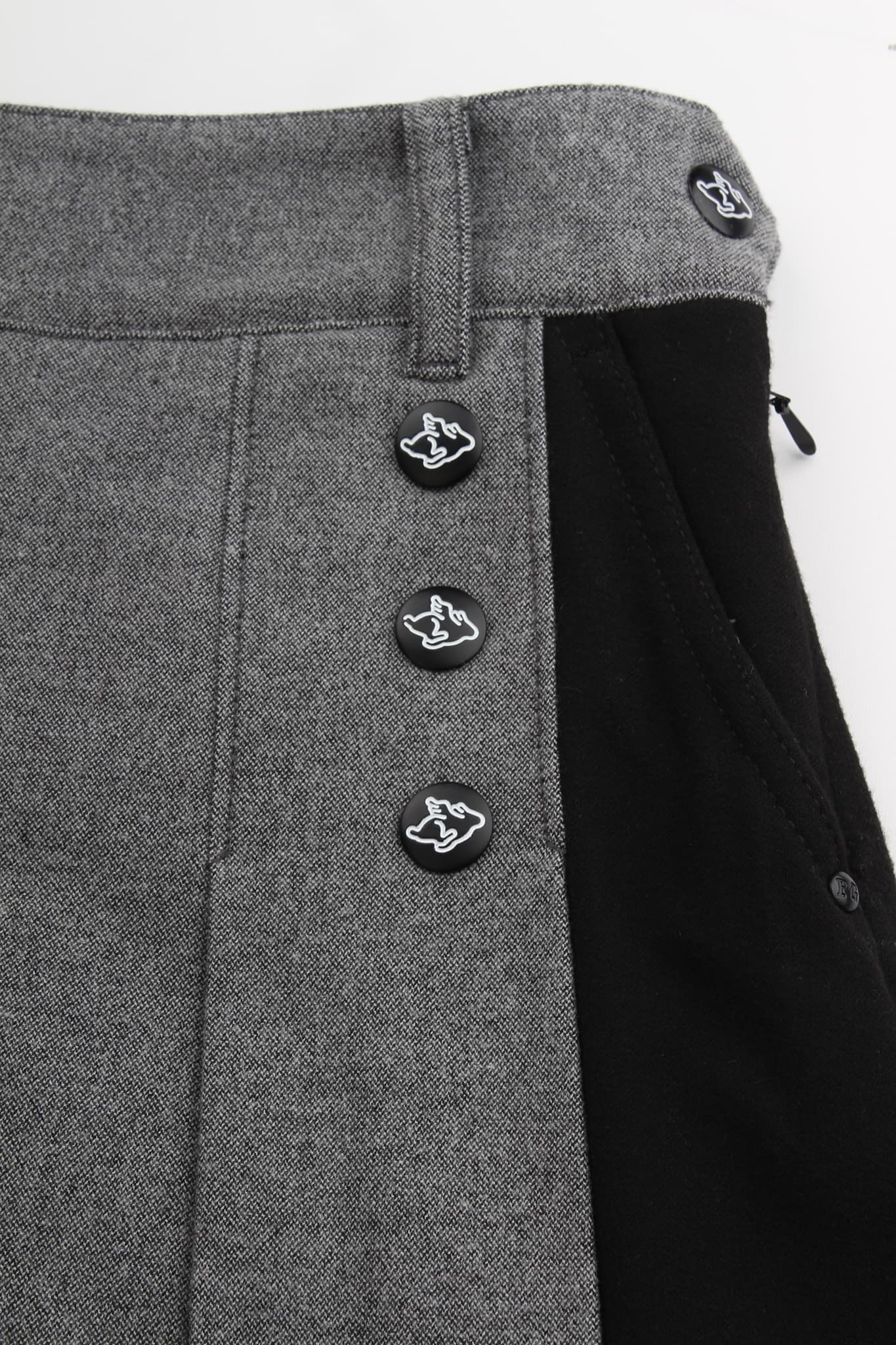 여성 심볼 버튼 큐롯 스커트