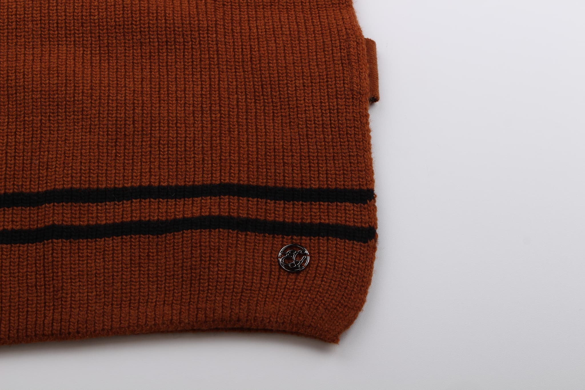 가을 사이드 버튼 브이넥 니트 베스트