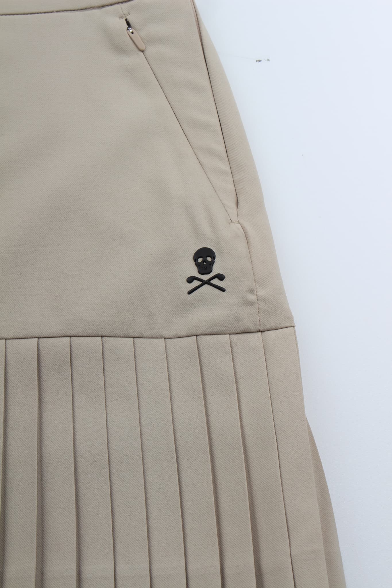 W 폴리트윌 플리츠 스커트