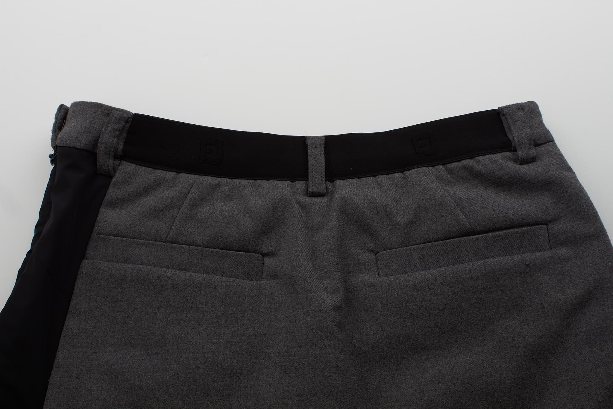 트윌배색 퀼팅 패딩 숏팬츠