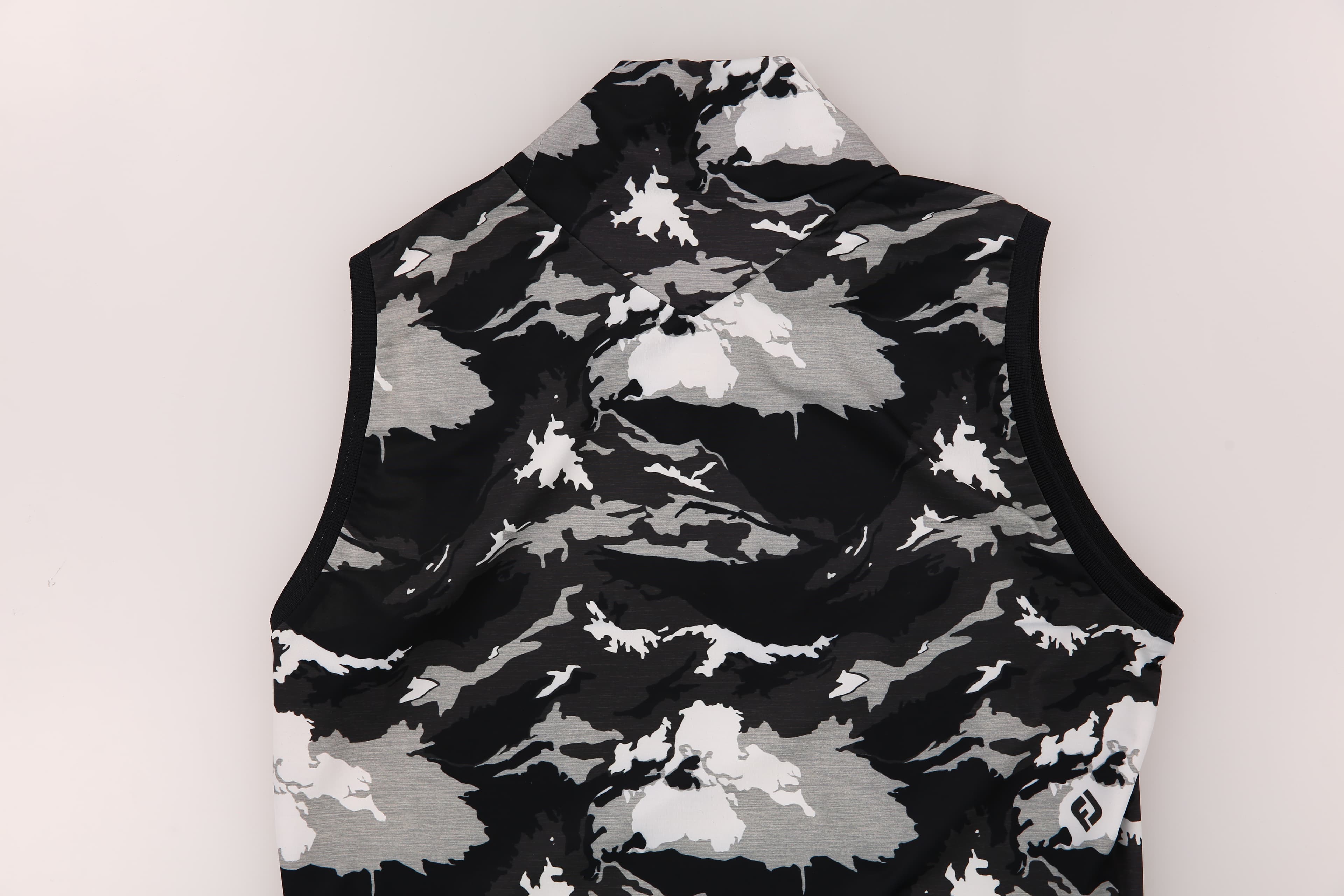 카모 하이넥 민소매