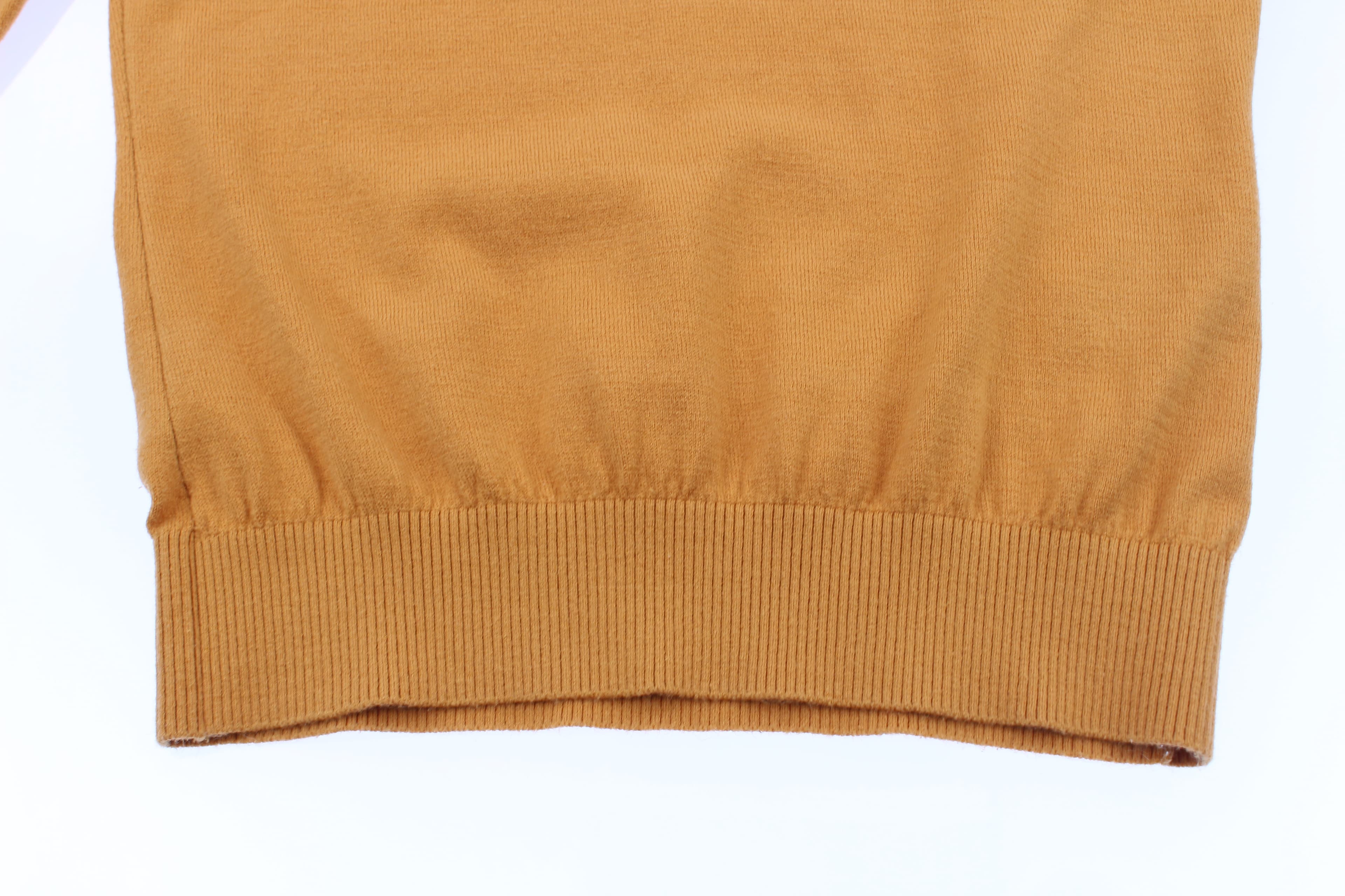 ST로고 라운드넥 니트