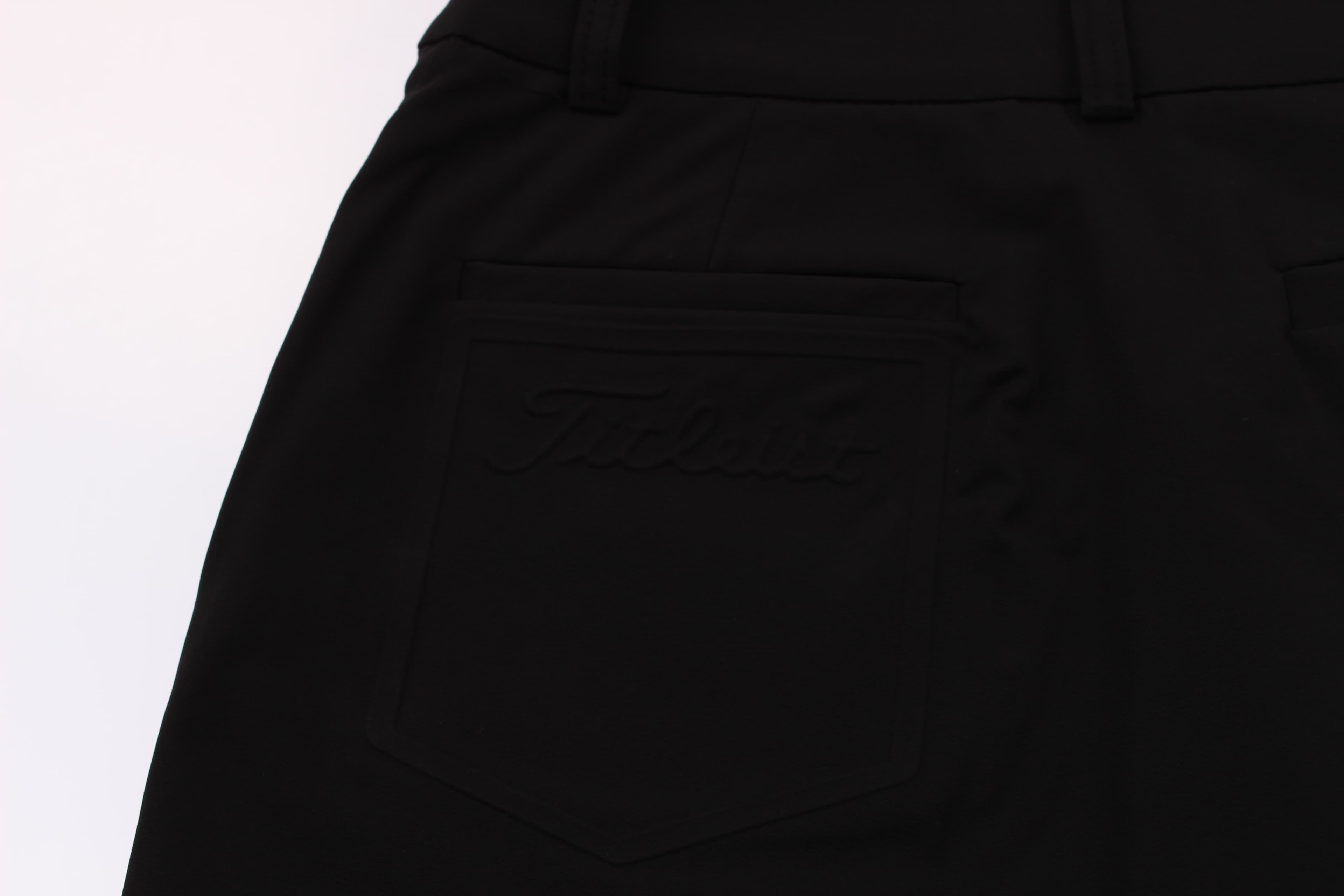 슬릿 시보리 로고 스커트