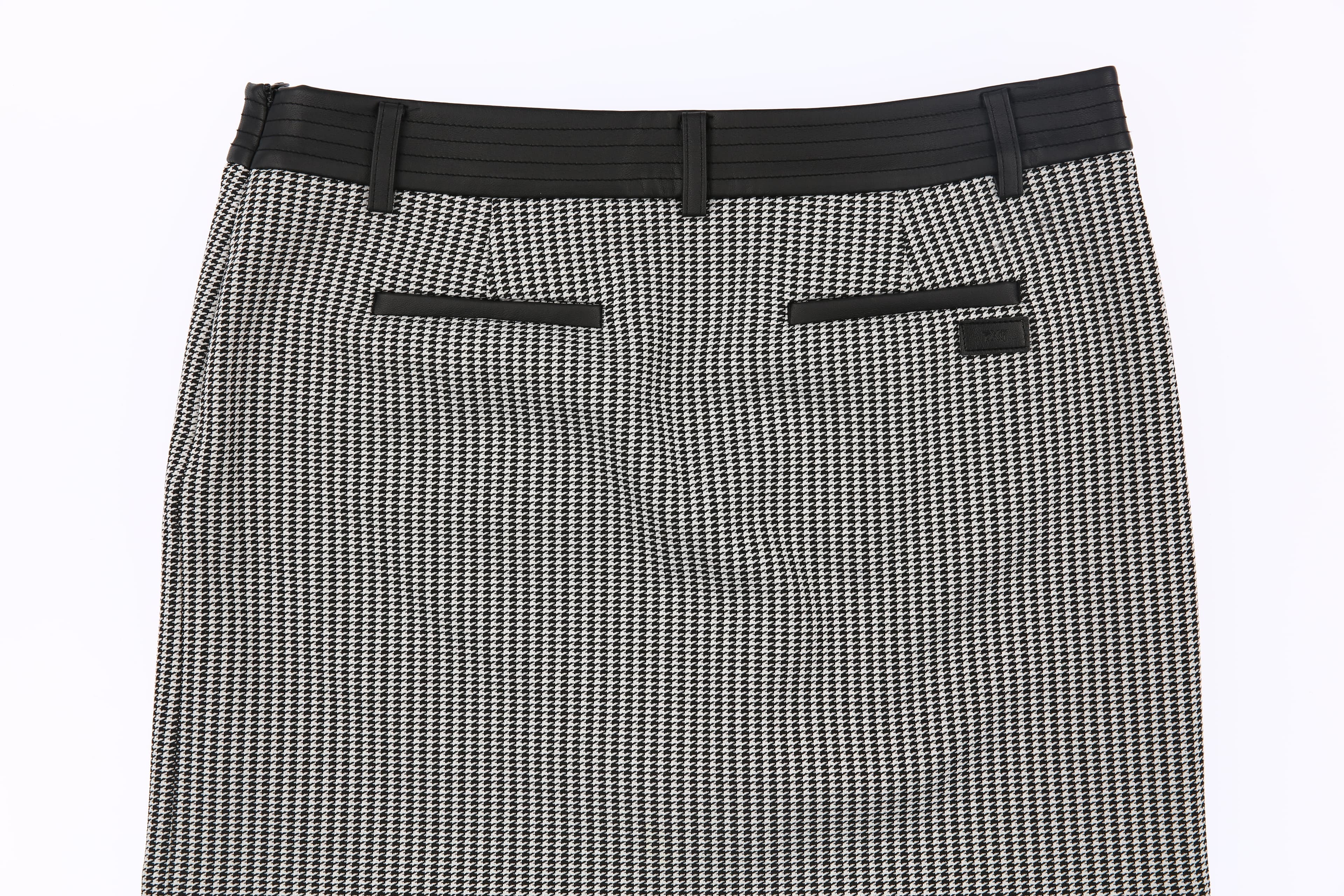 하운드패턴 레더 포인트 스커트