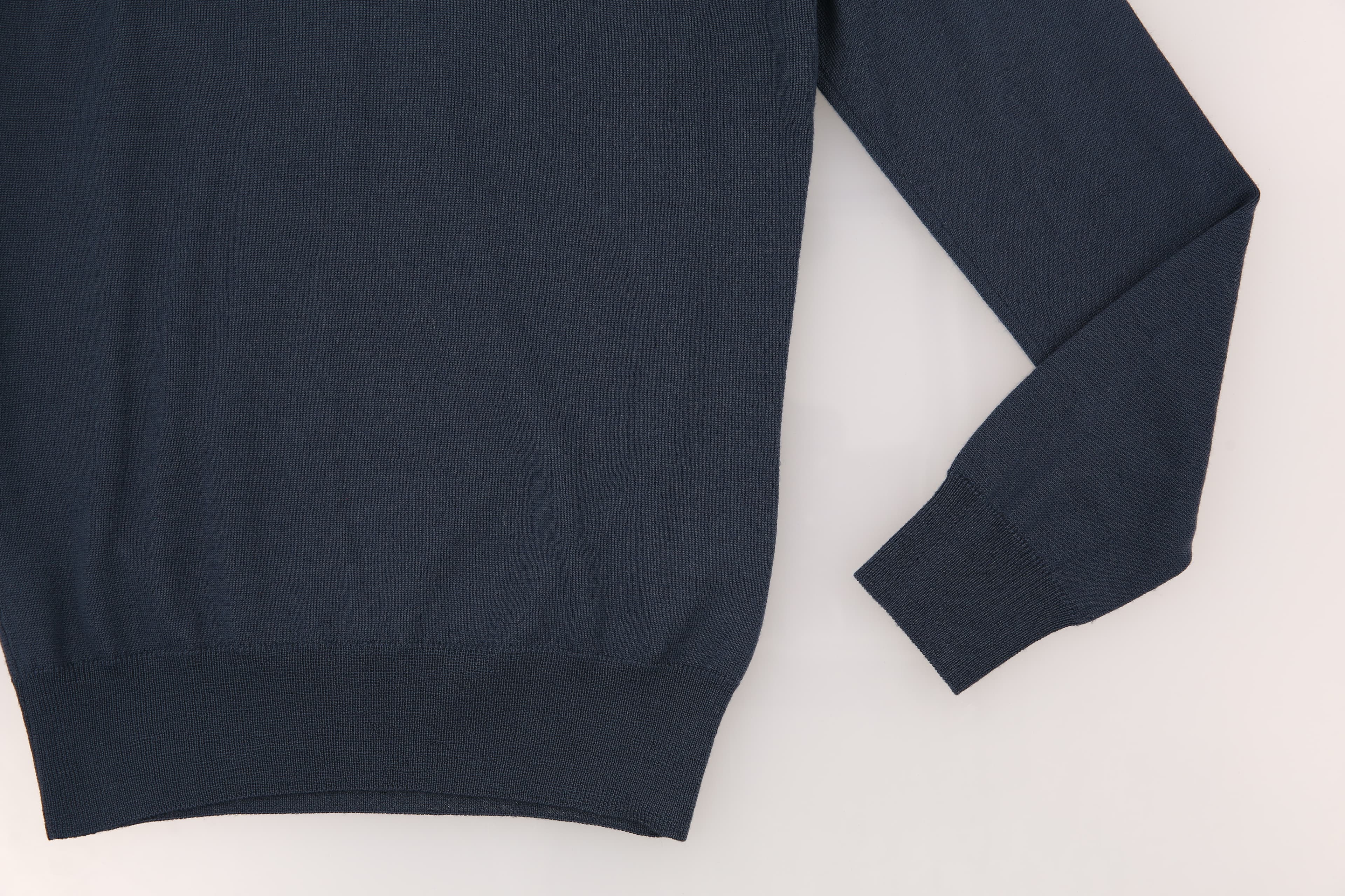 아마야 V넥 골프 스웨터