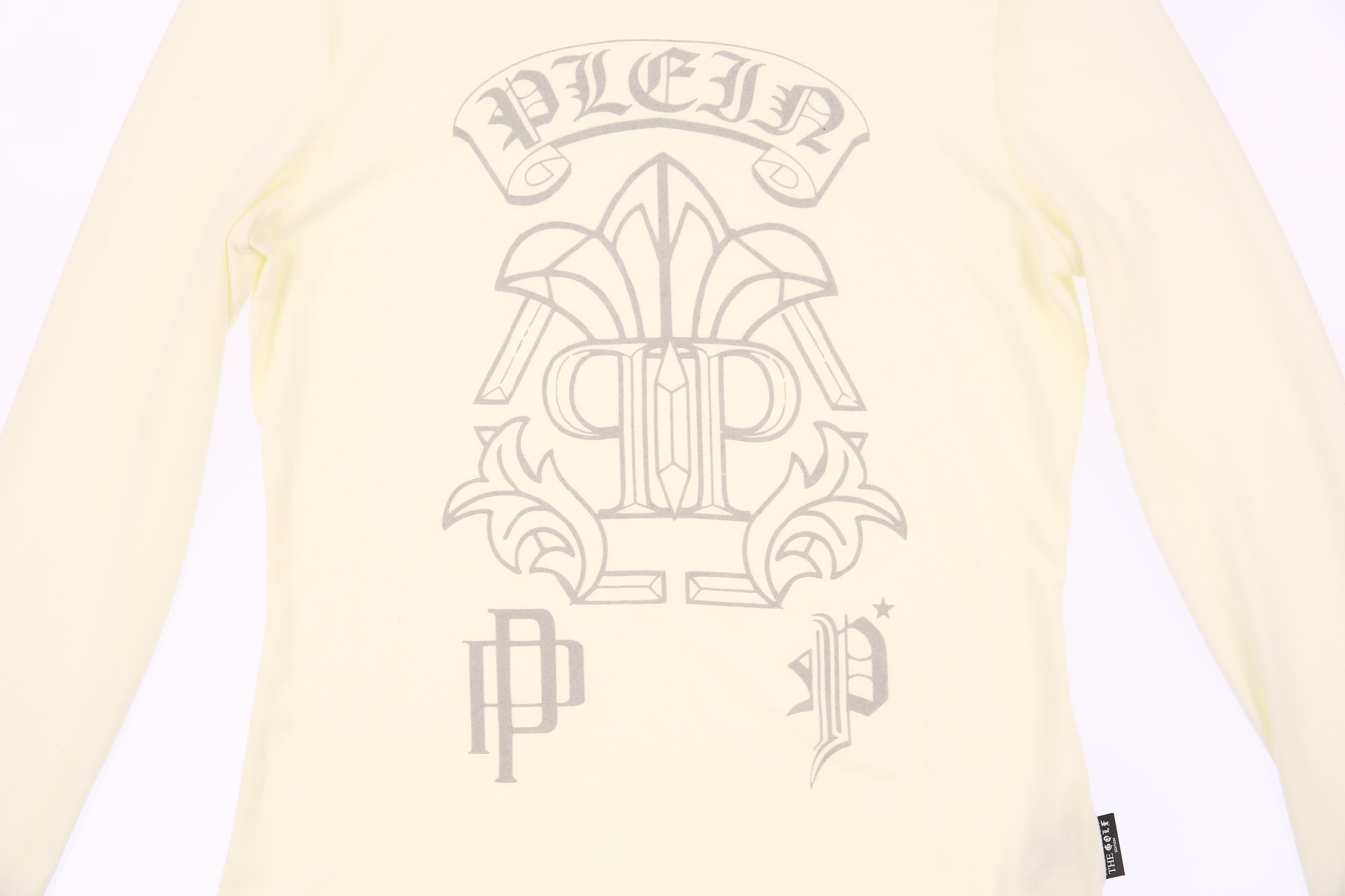 실버 디테일 하이넥 티셔츠