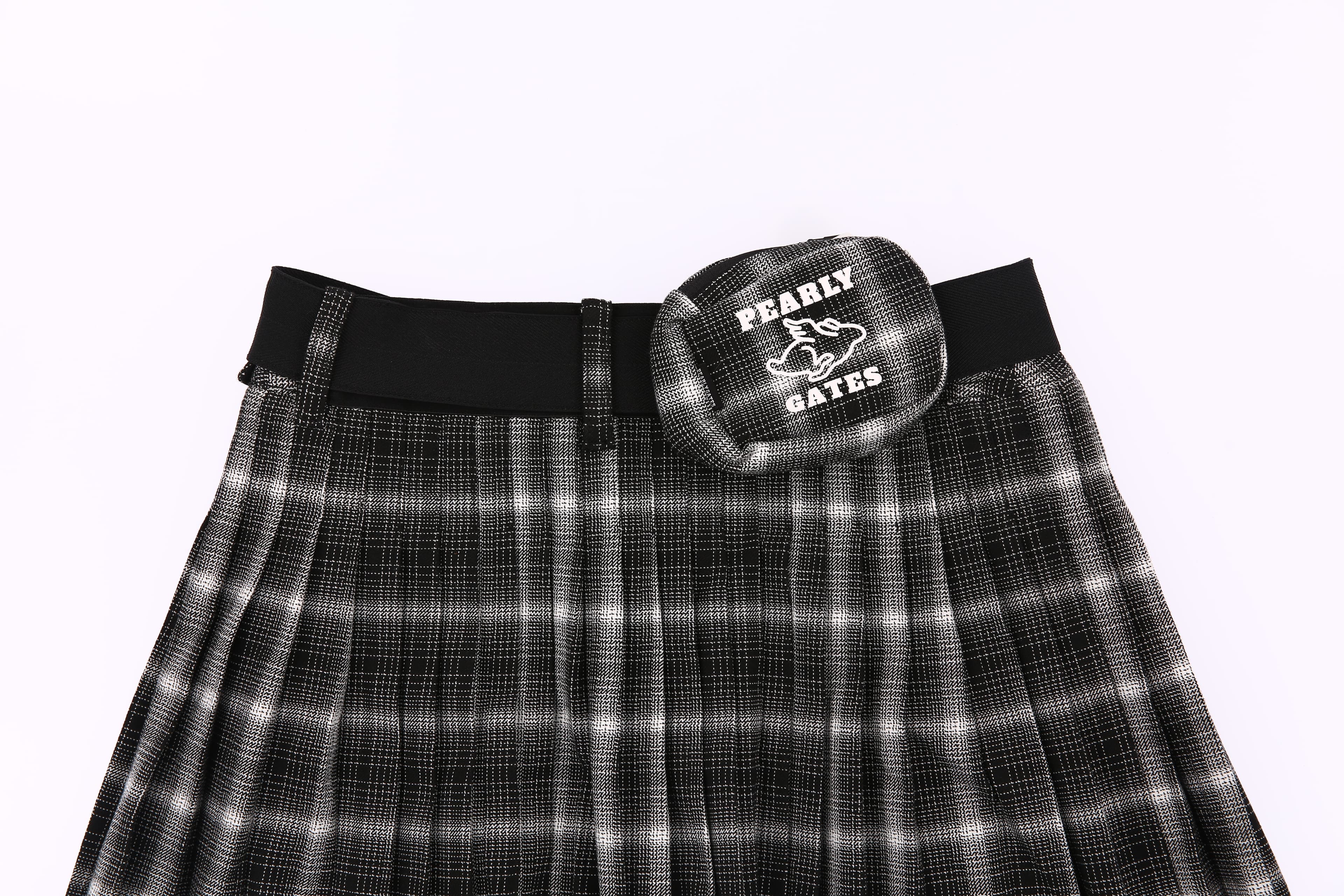 체크 패턴 스커트