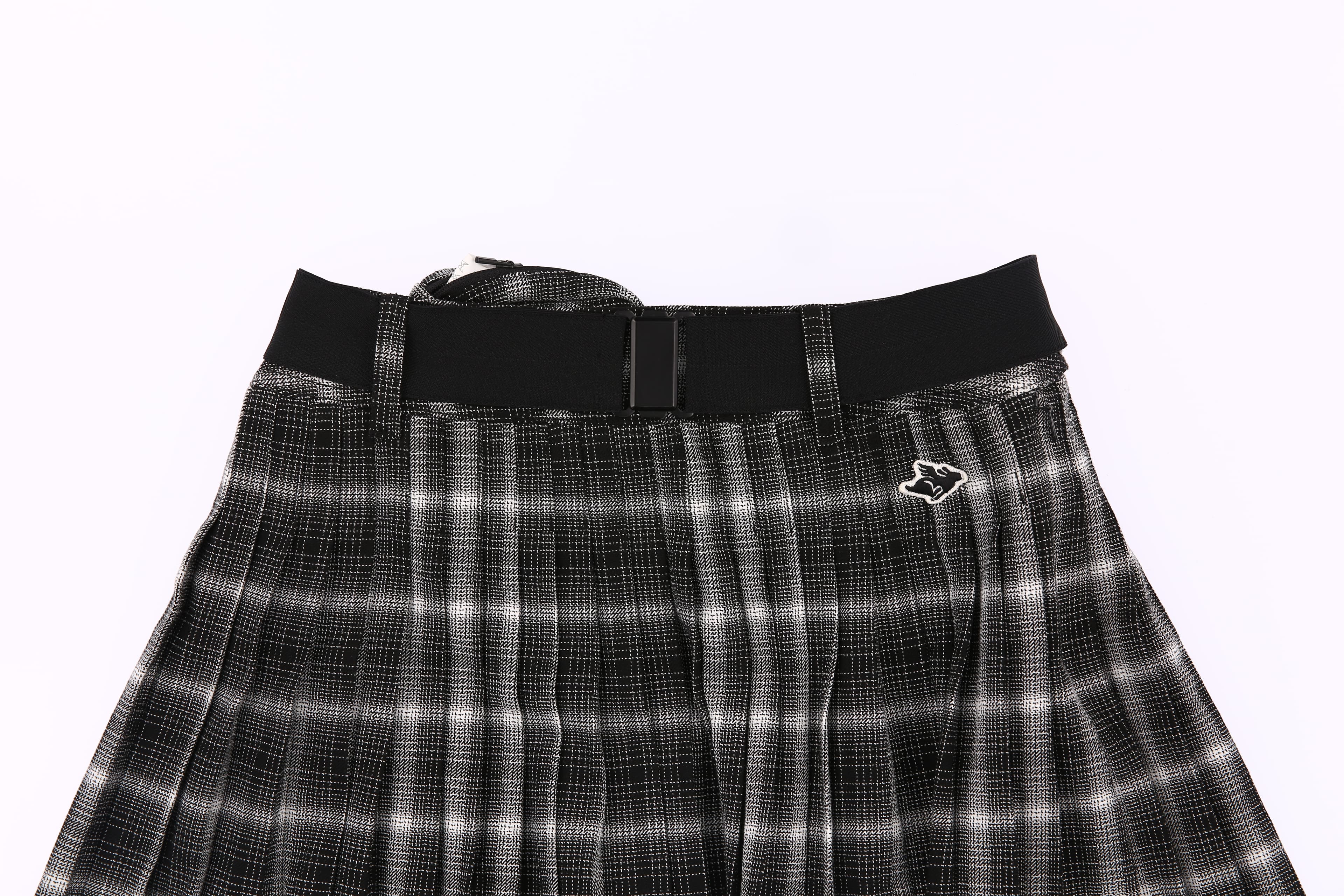 체크 패턴 스커트