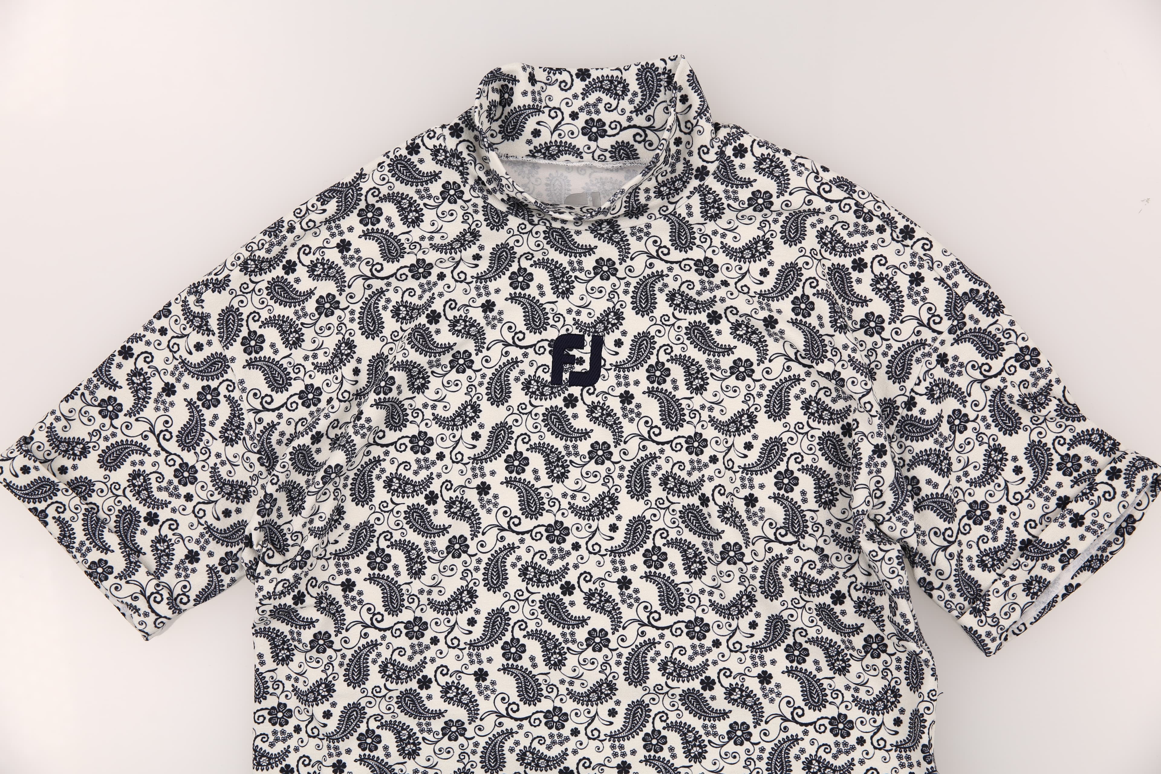 하이넥 프린트 티셔츠