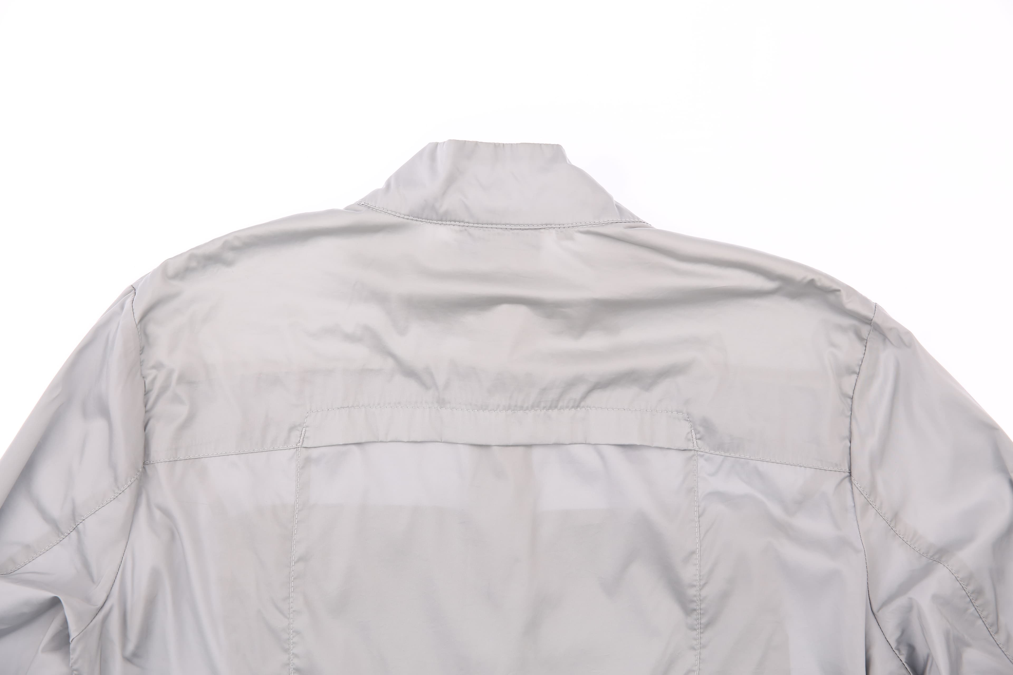 실버 윈드브레이커 점퍼