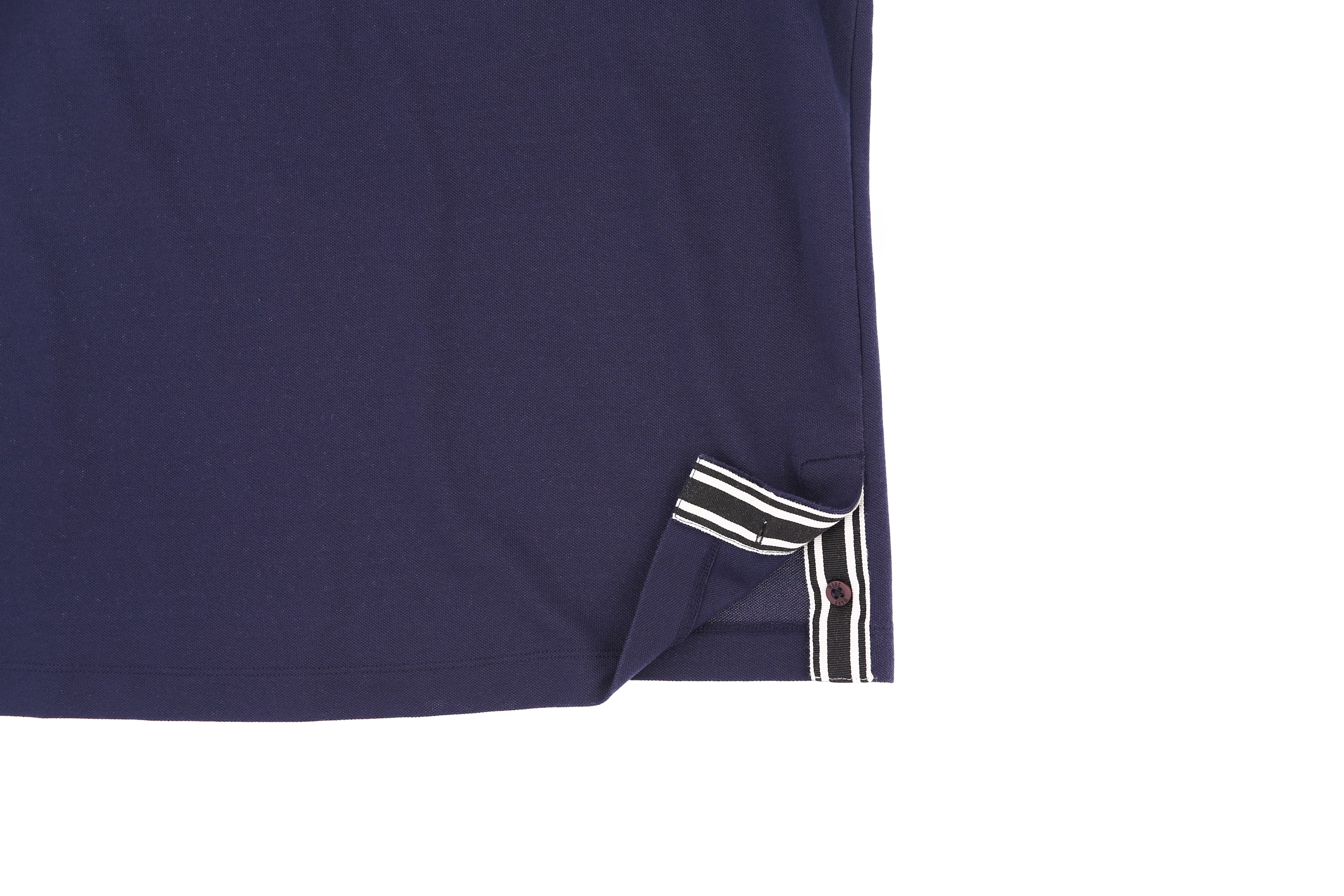 로고 포인트 반팔 카라 티셔츠