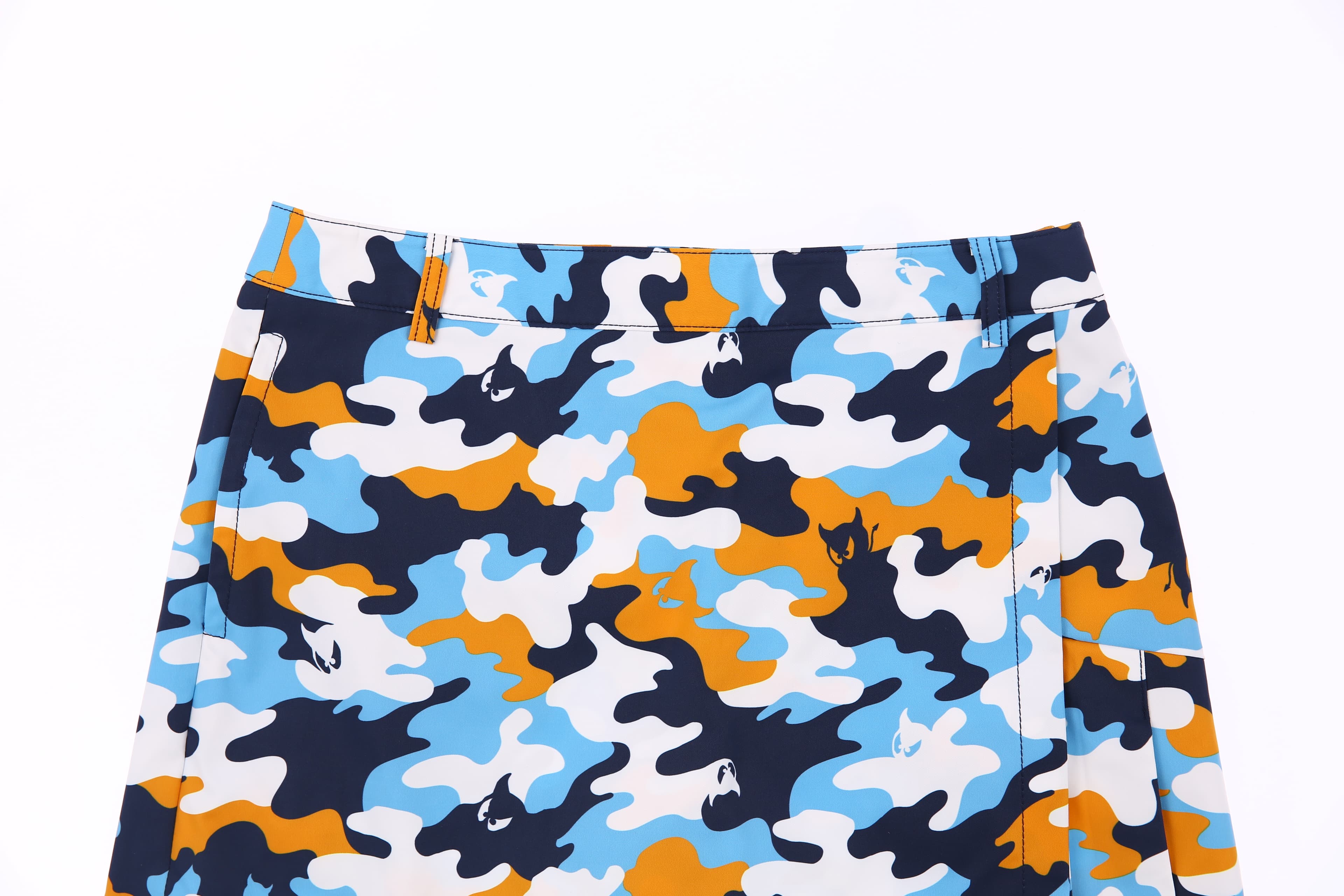 오버랩 카모 숏팬츠