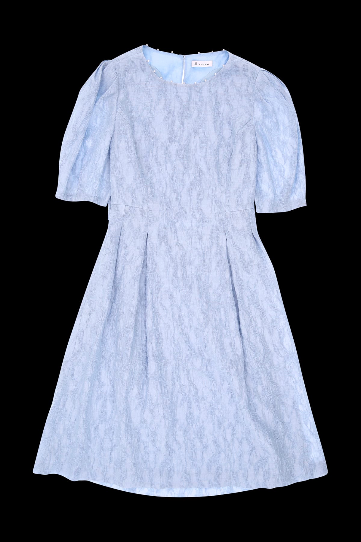 퍼프 소매 원피스