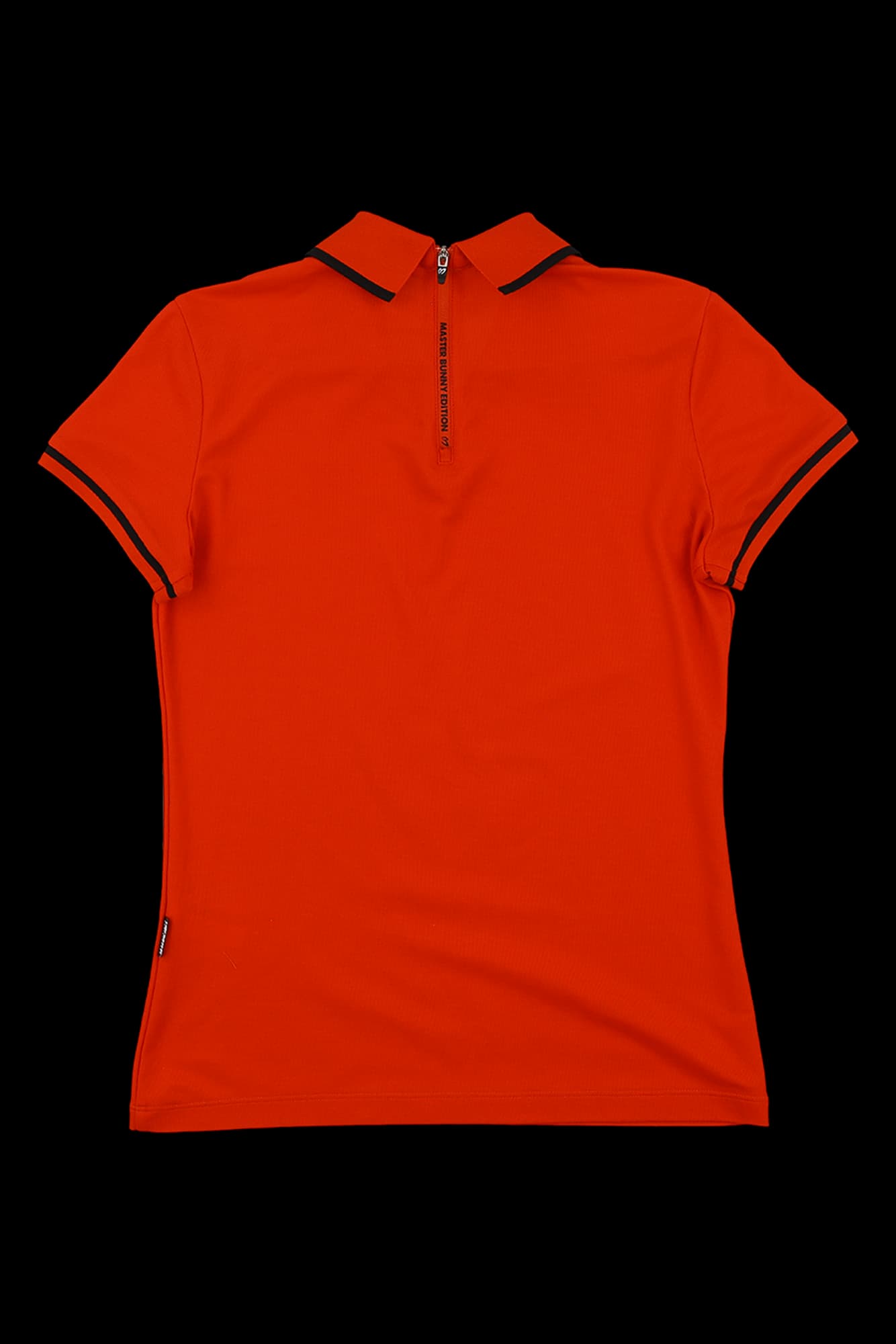 버튼 포인트 카라 반팔 티셔츠