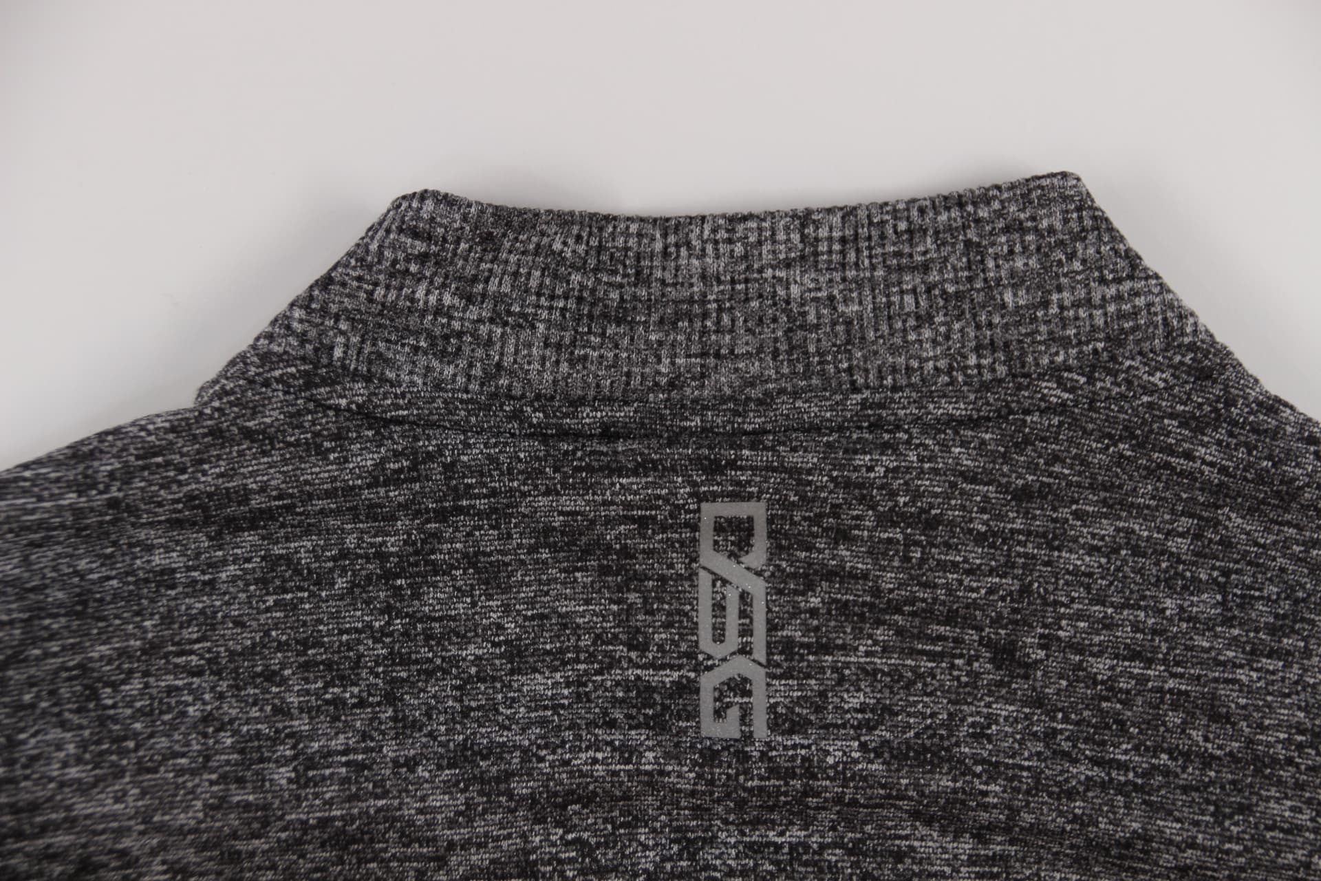 지퍼 긴팔 니트