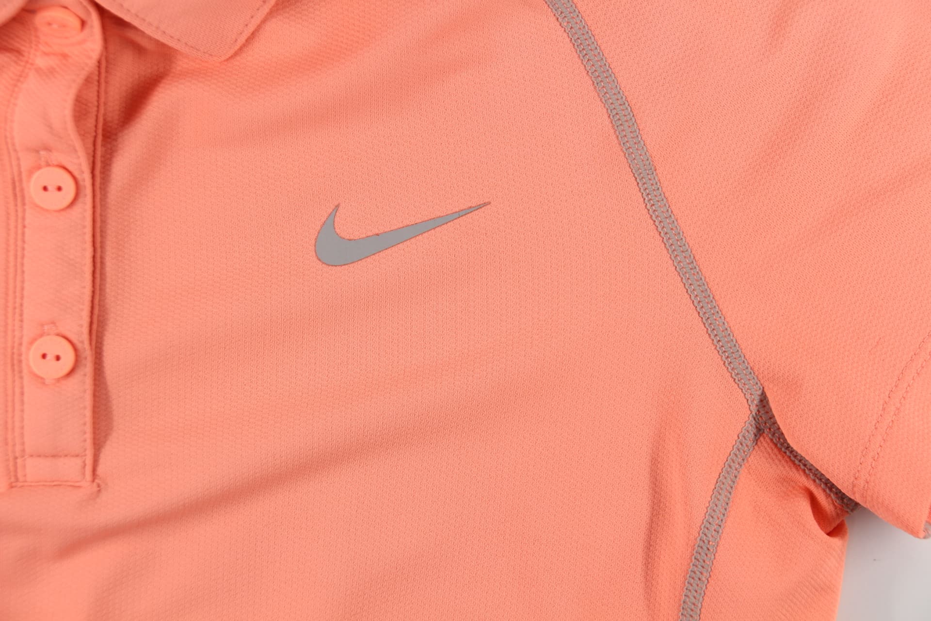 절개 라인 카라 반팔 티셔츠