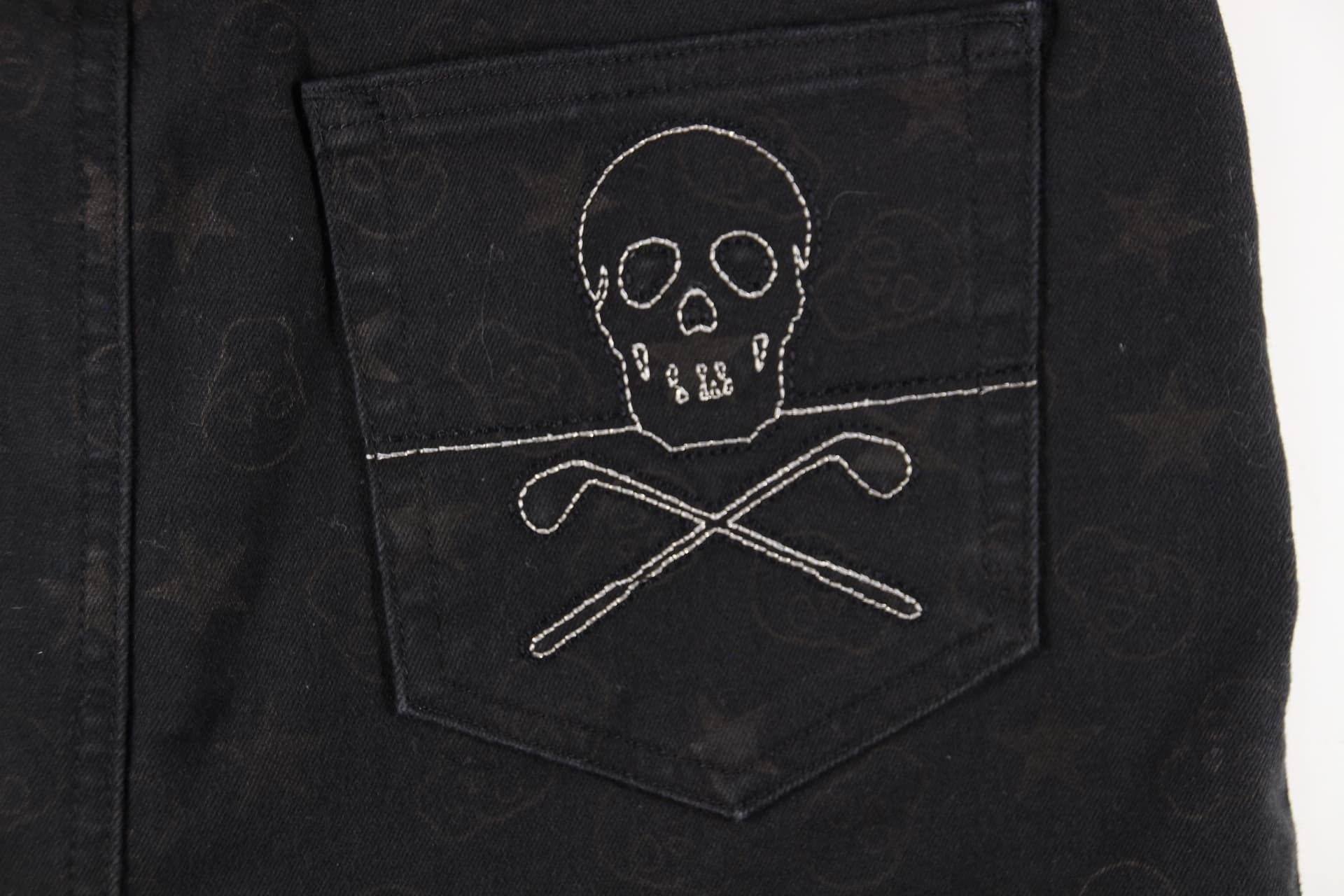 패턴 로고 자수 스커트