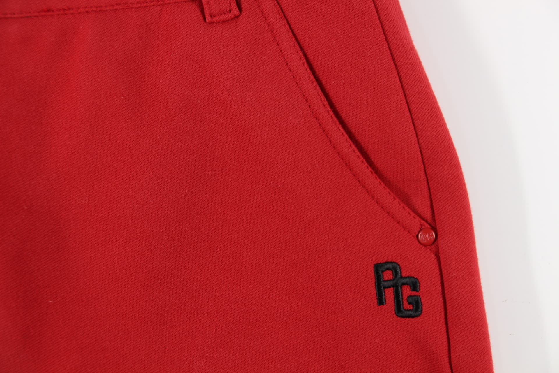 사선 프릴 버튼 스커트