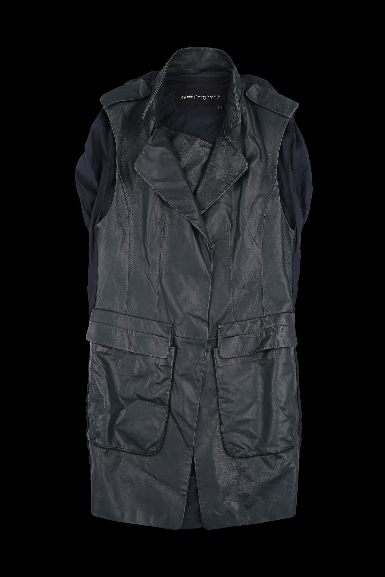 민소매 레더자켓