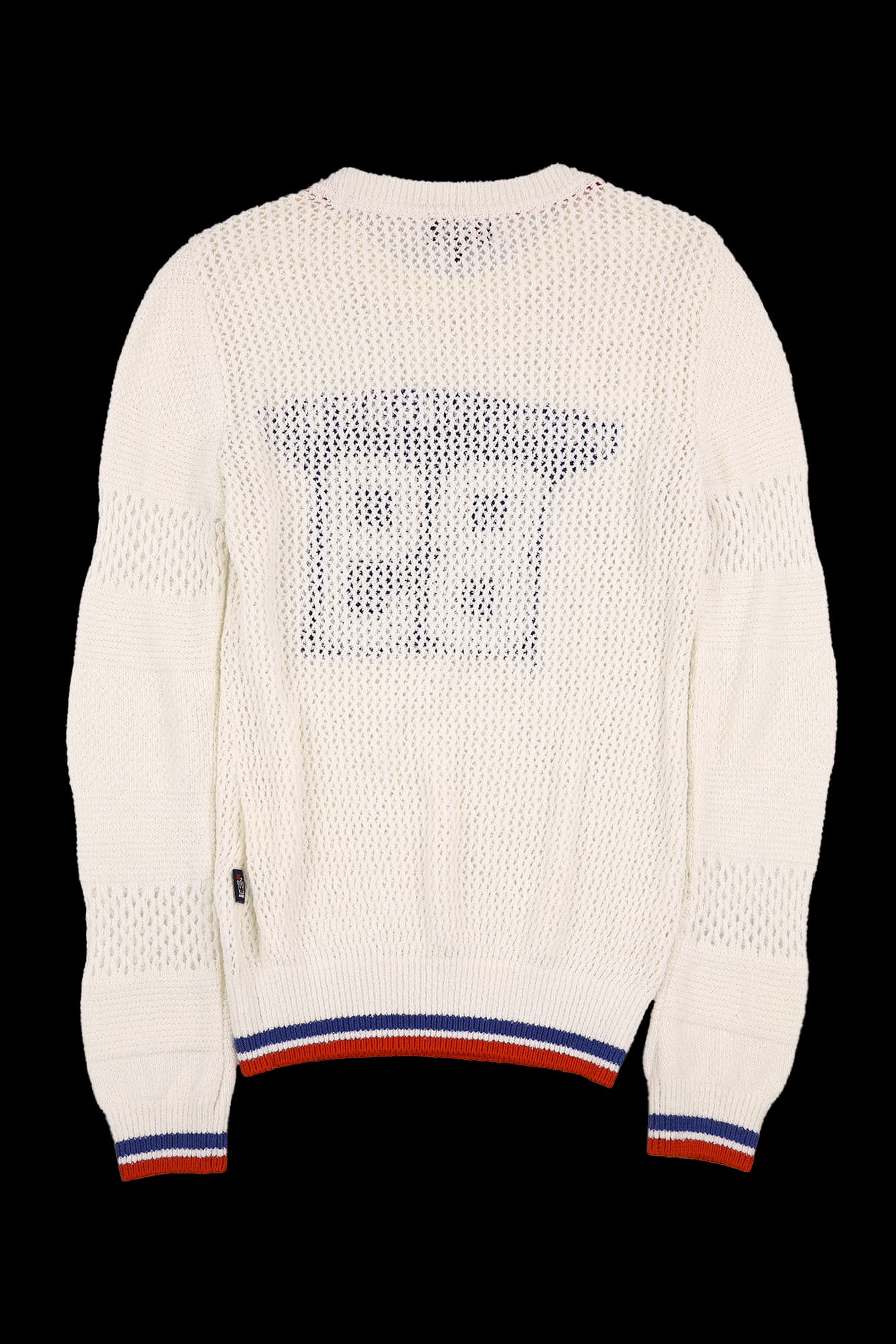 레터링 펀칭 니트