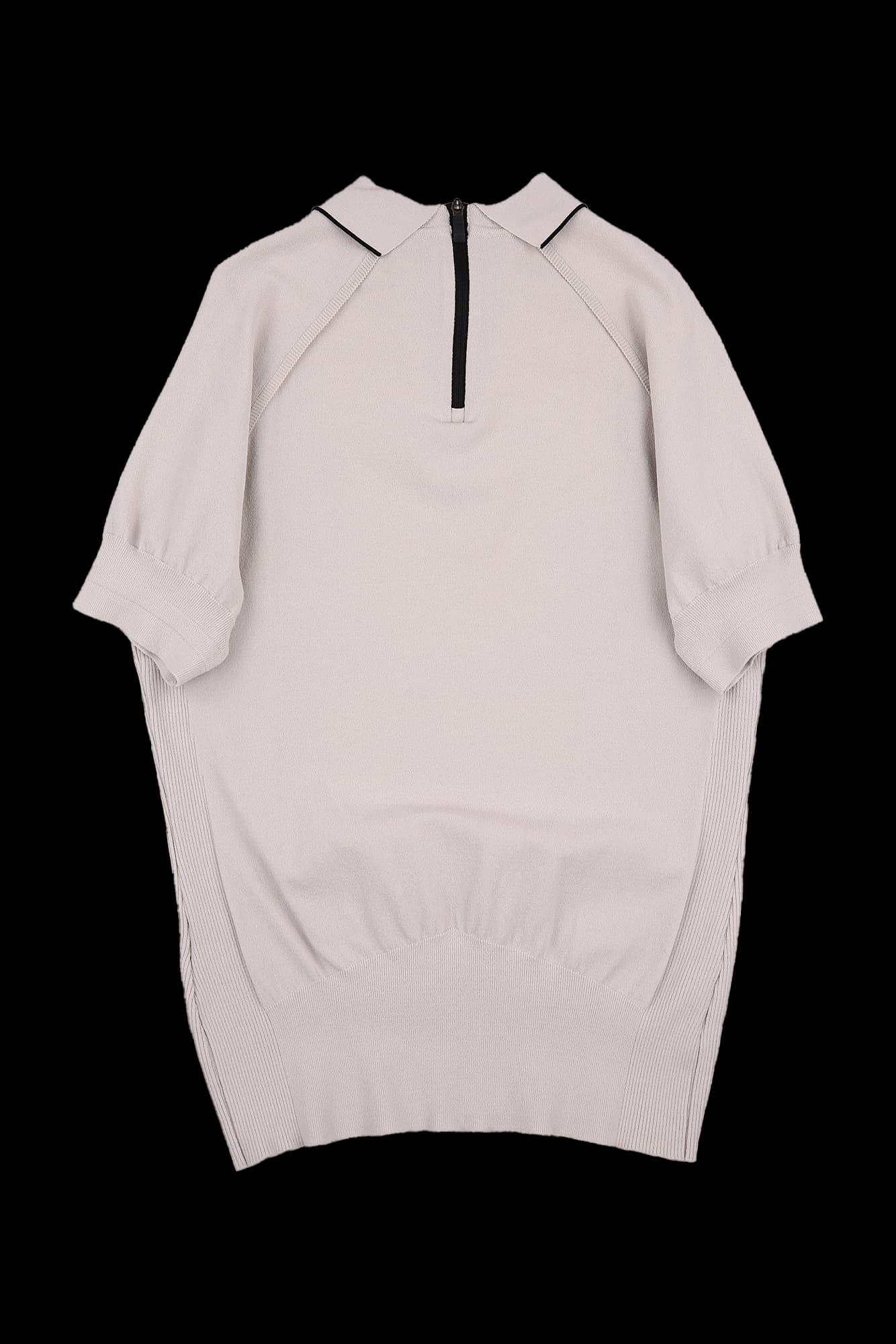 로고 카라 반팔 니트