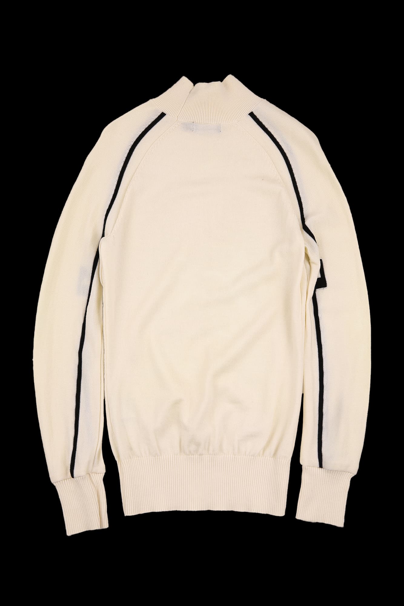 배색 라인 모크넥 니트