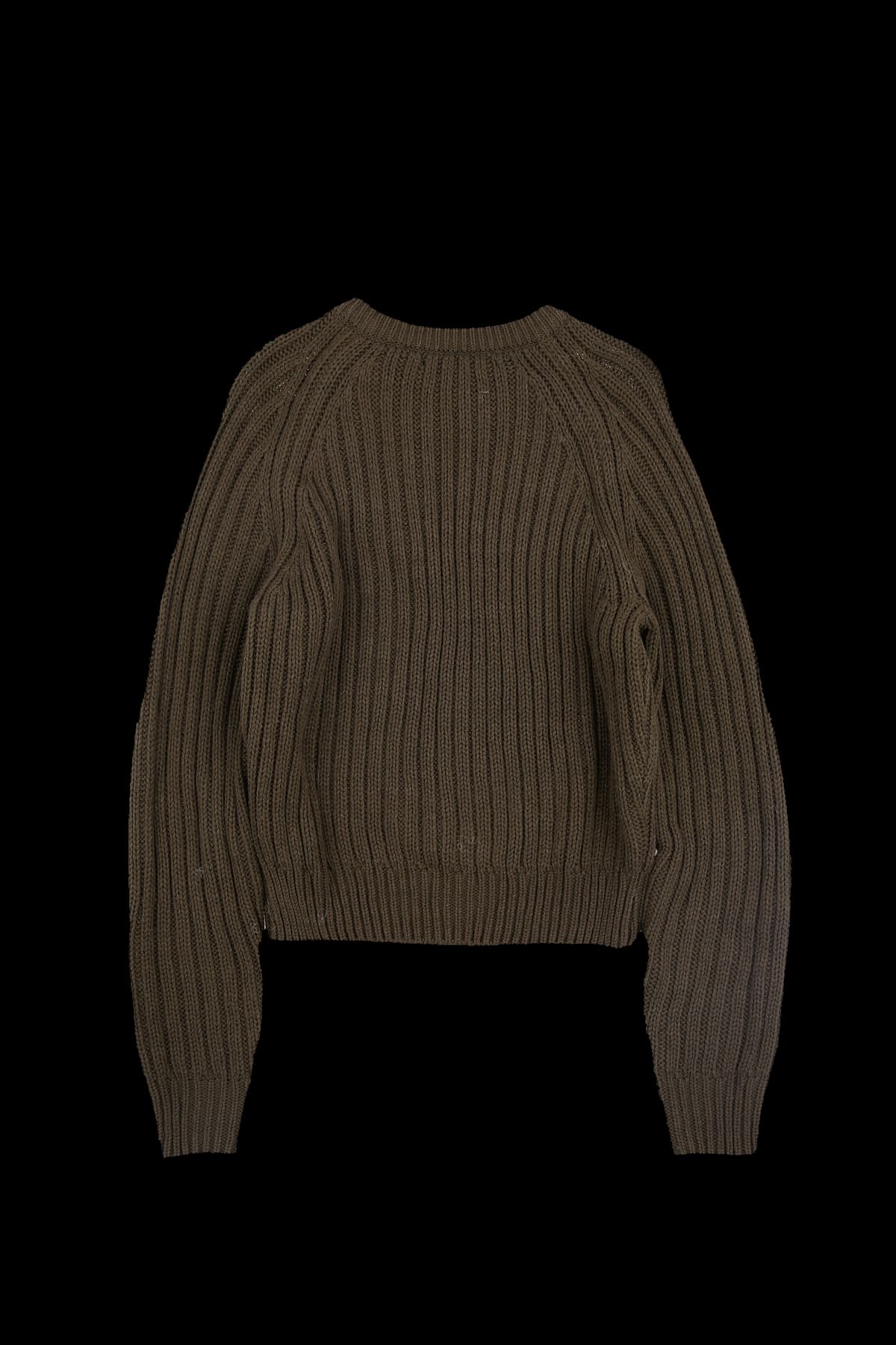 라운드넥 버튼 니트