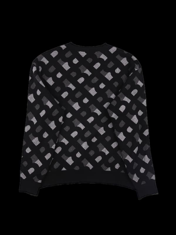 로고패턴 긴팔니트