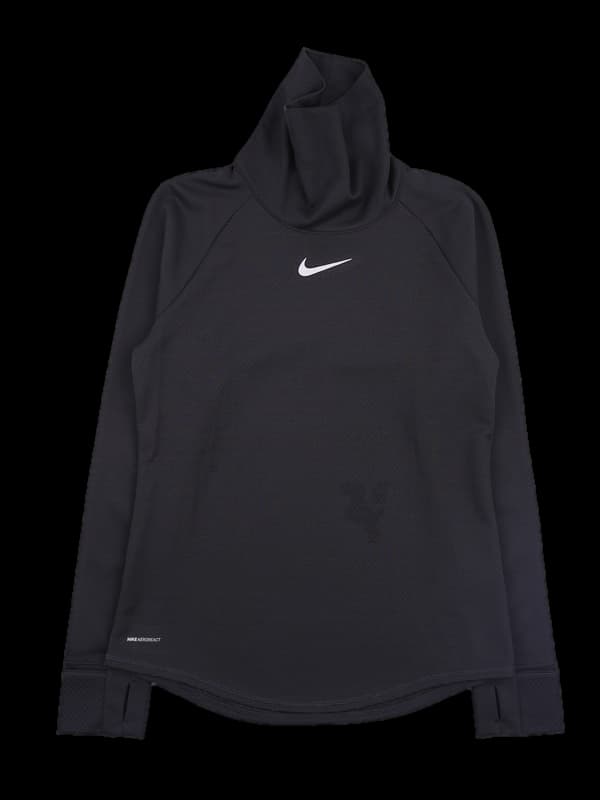 썸홀 긴팔 티셔츠