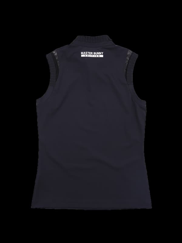 민소매 하프집업