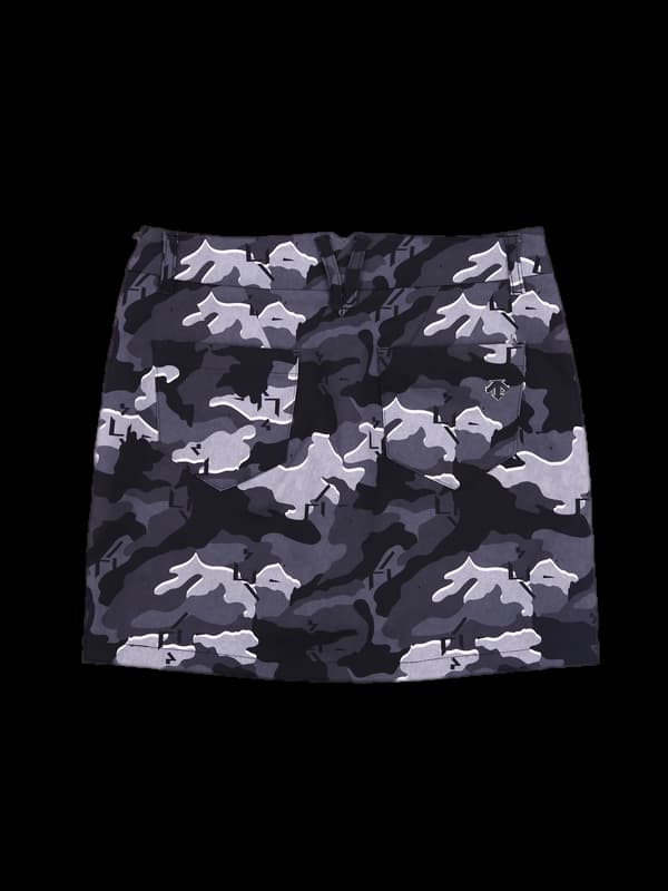 로고 패턴 스커트