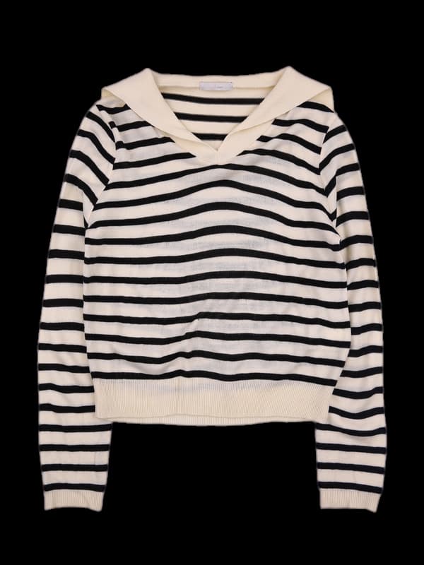 스트라이프 브이넥 니트