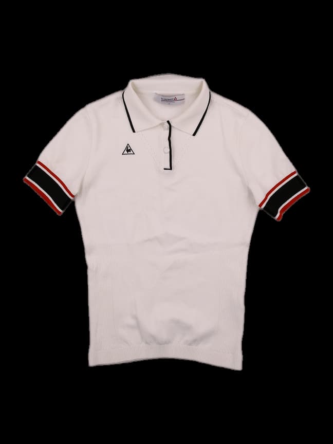 여성 반팔카라티