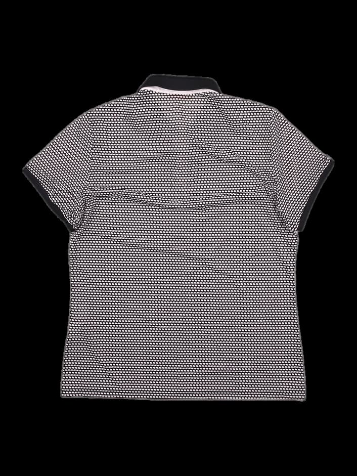 여성 반팔카라티